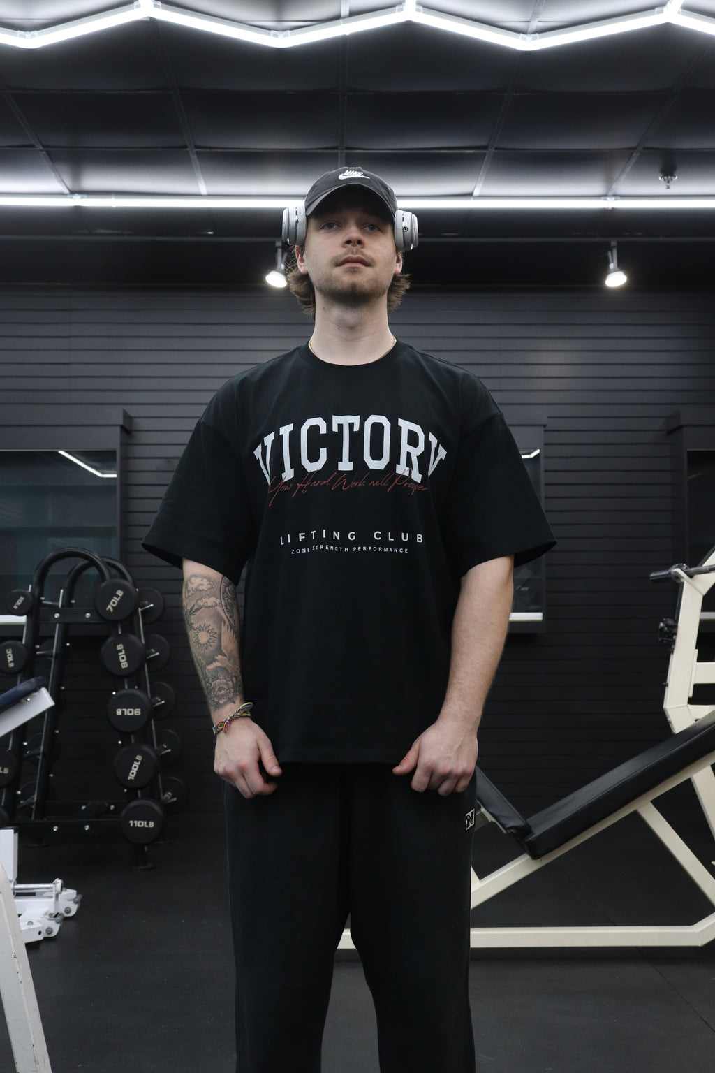 ESSENTIAL VICTORY TEE | BLACK